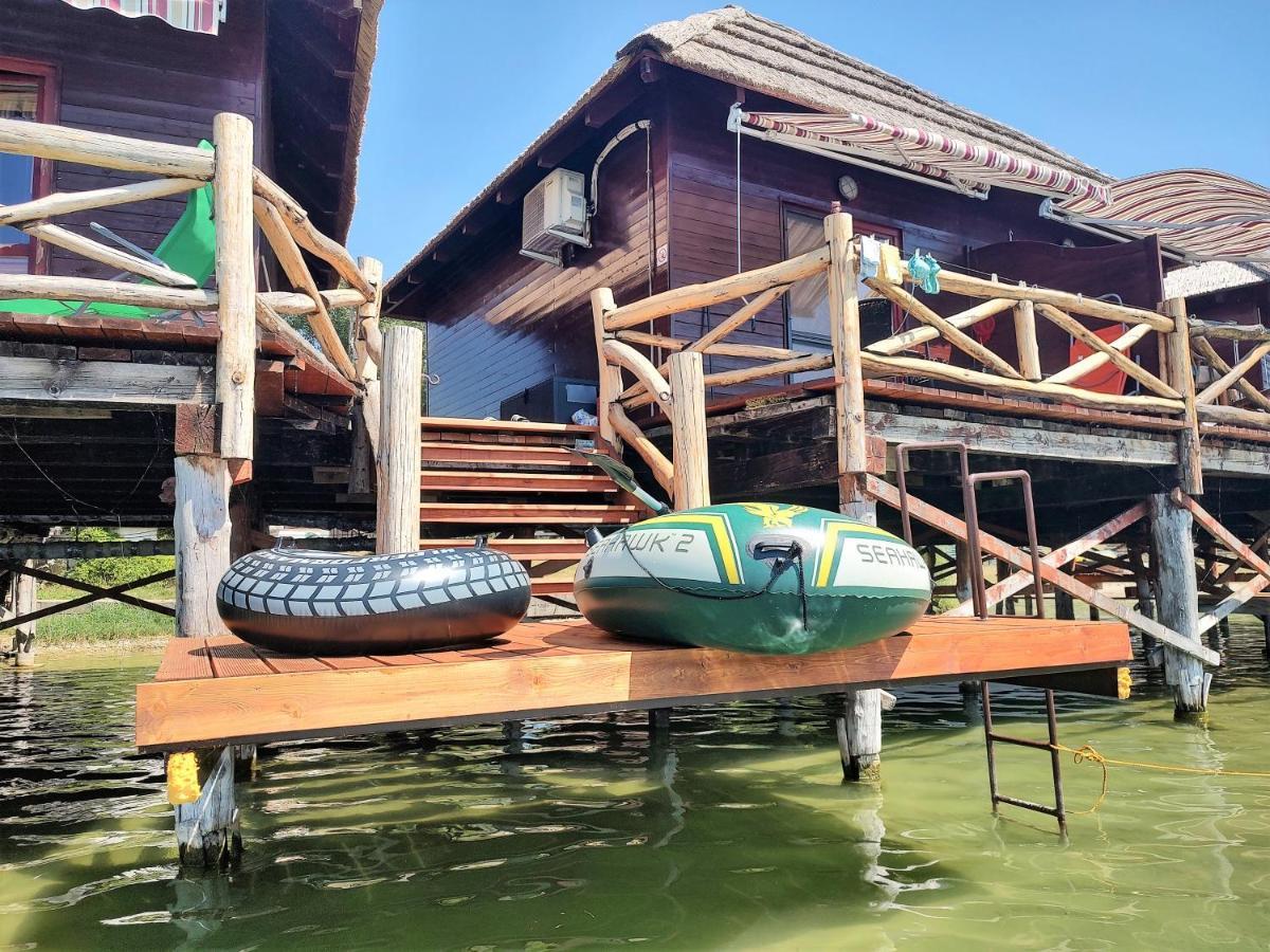 Overwater Cottage - Slovak Tahiti, 塞内奇 外观 照片